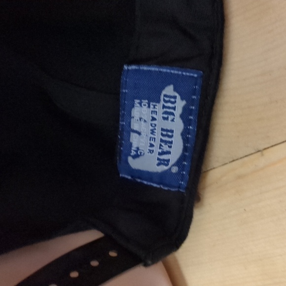 California Republic Black and Pink Snapback Hat - Picture 3 of 4